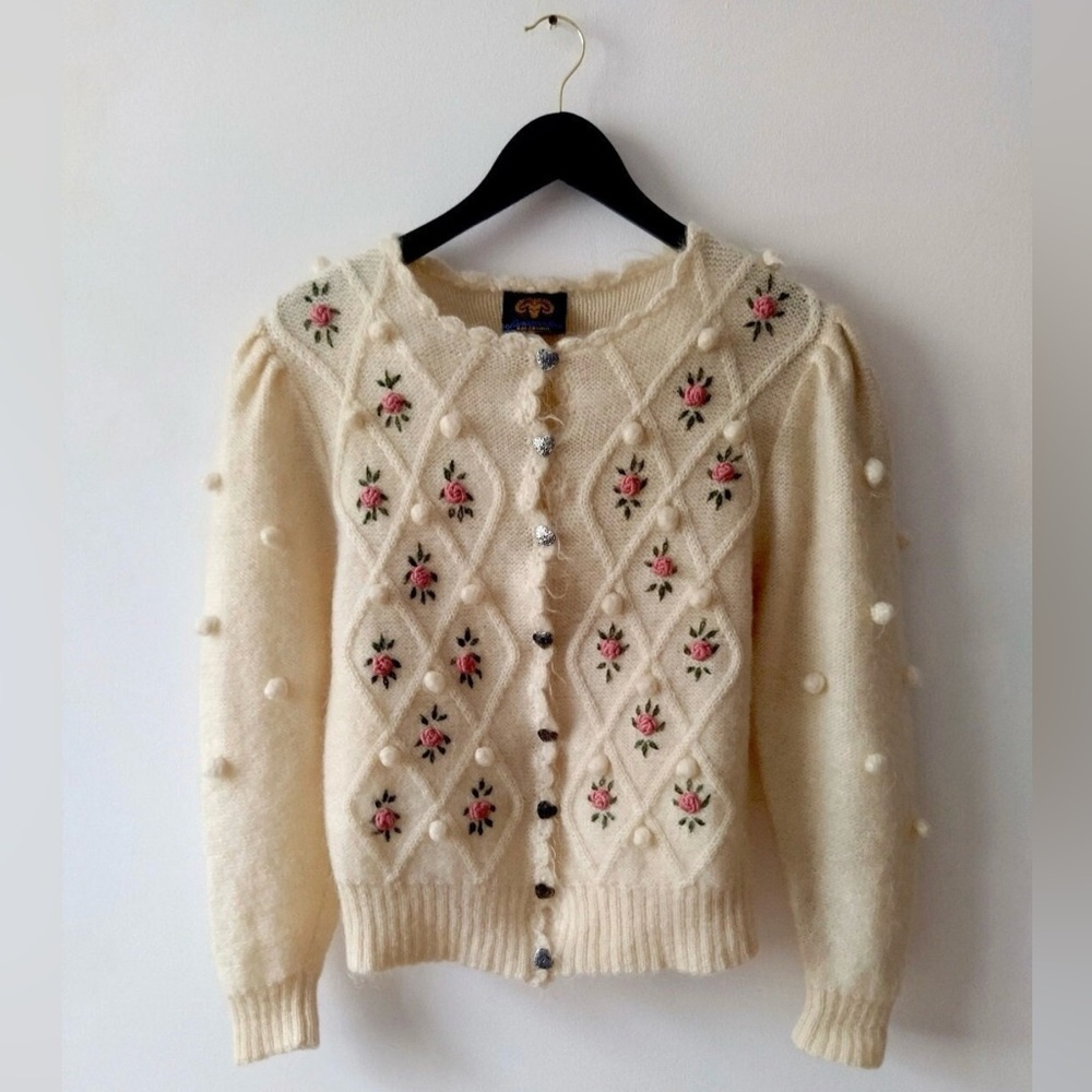 Knit Sweater— Hand Made Trachtenmode Austrian sweater